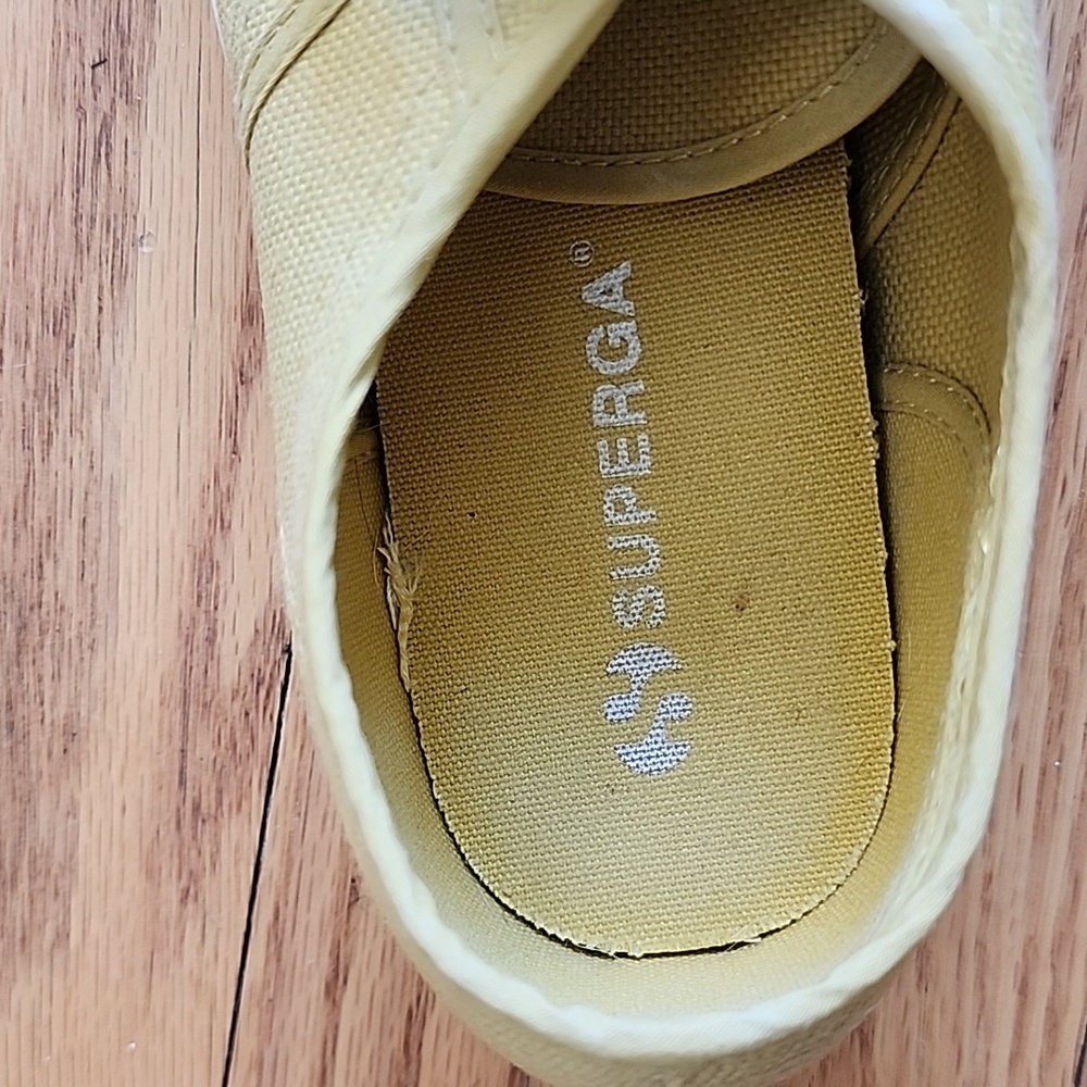 Superga size 10 women's shoe - Picture 3 of 5